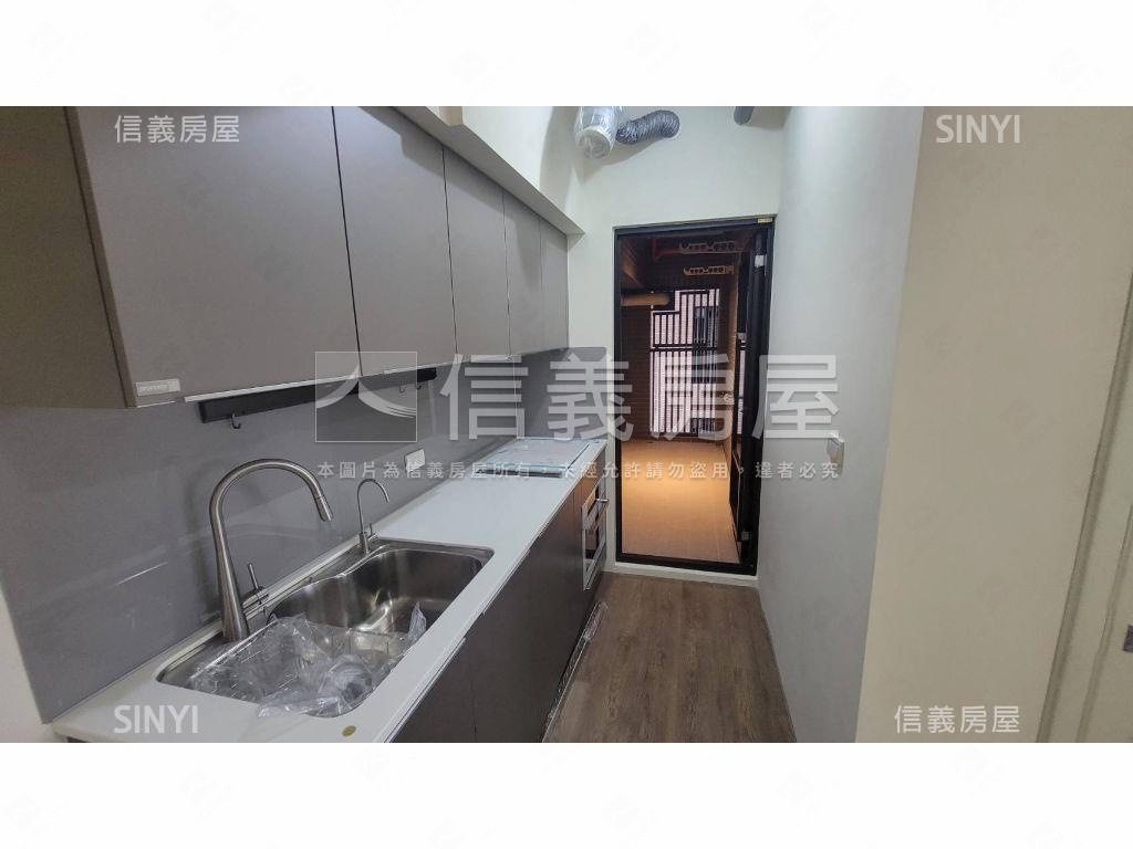 小港全新成屋大２房附平車房屋室內格局與周邊環境