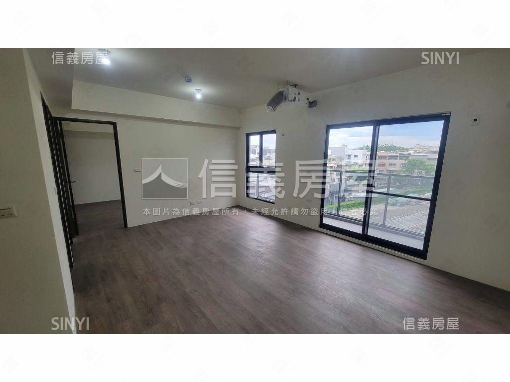小港全新成屋大２房附平車房屋室內格局與周邊環境
