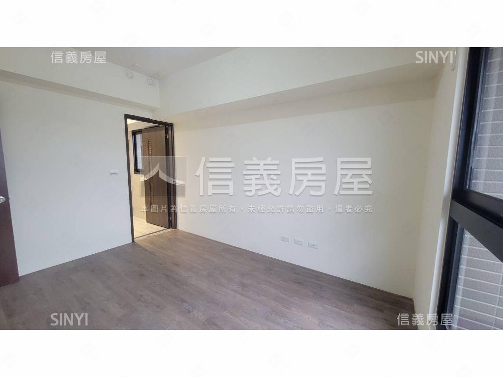 小港全新成屋大２房附平車房屋室內格局與周邊環境
