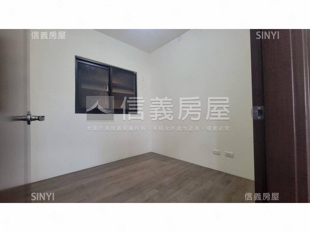 小港全新成屋大２房附平車房屋室內格局與周邊環境