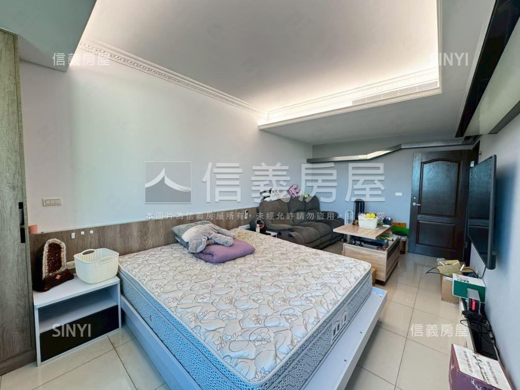 中壢奧萬大邊間電梯別墅房屋室內格局與周邊環境