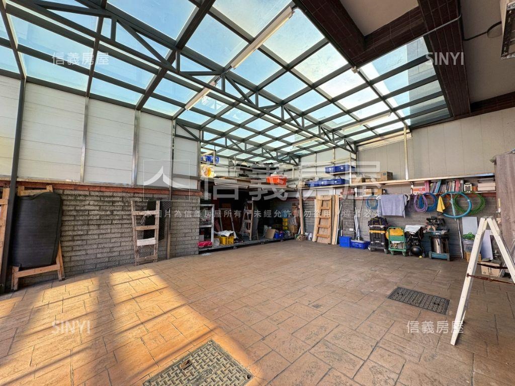 中壢奧萬大邊間電梯別墅房屋室內格局與周邊環境