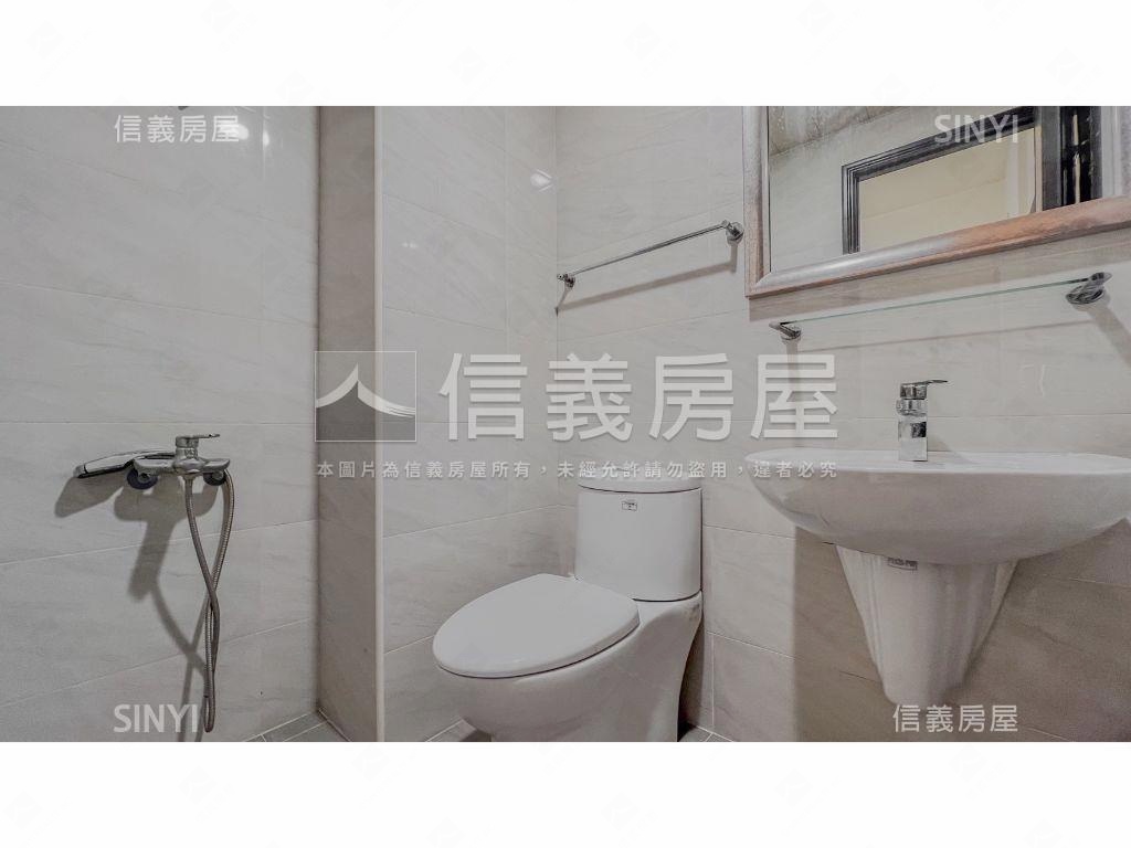 近橋科景觀兩房兩衛車位房屋室內格局與周邊環境