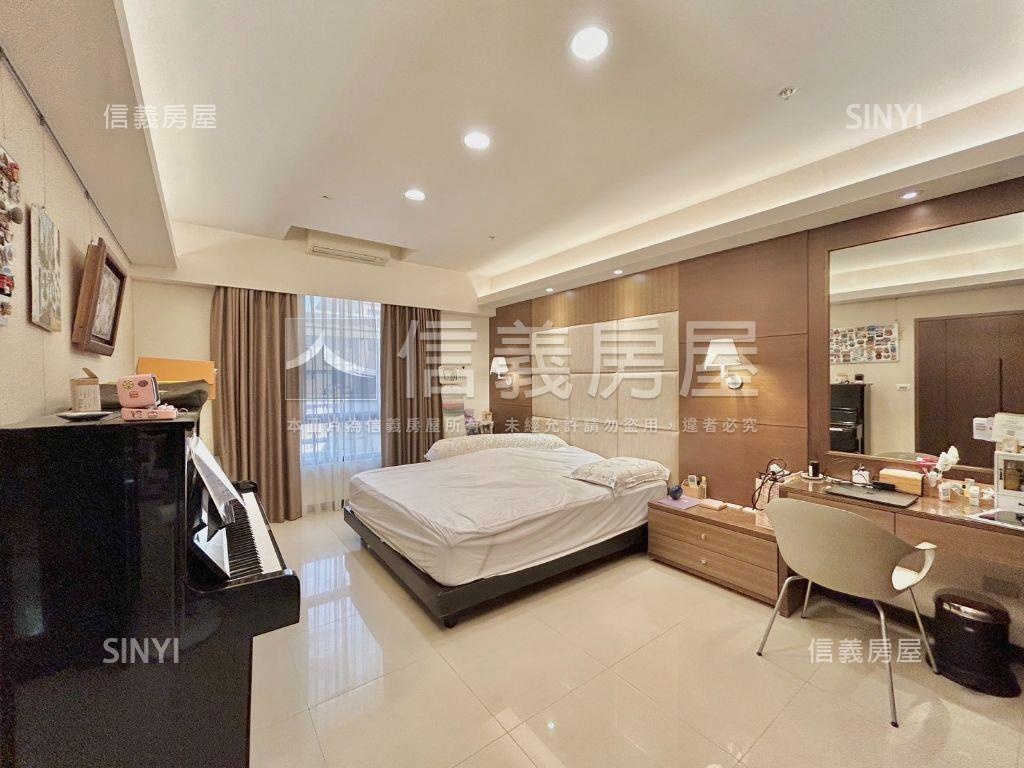 竹北大遠百旁高樓雙車位房屋室內格局與周邊環境