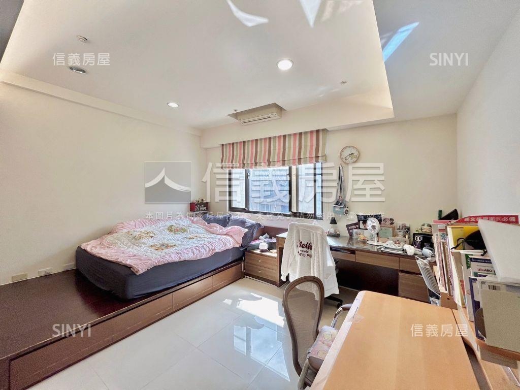 竹北大遠百旁高樓雙車位房屋室內格局與周邊環境