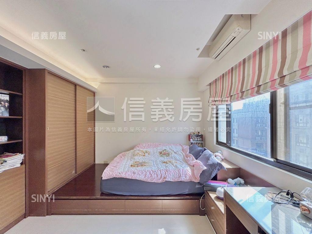 竹北大遠百旁高樓雙車位房屋室內格局與周邊環境