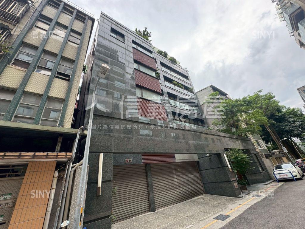 一層一戶精美豪邸房屋室內格局與周邊環境