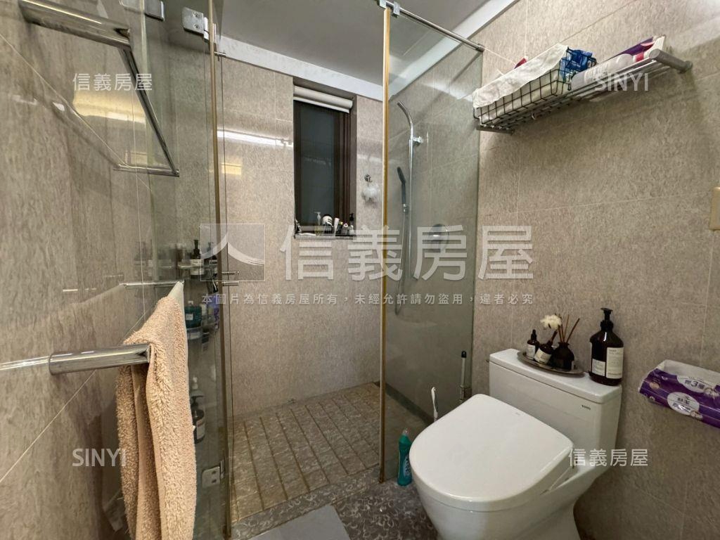 一層一戶精美豪邸房屋室內格局與周邊環境