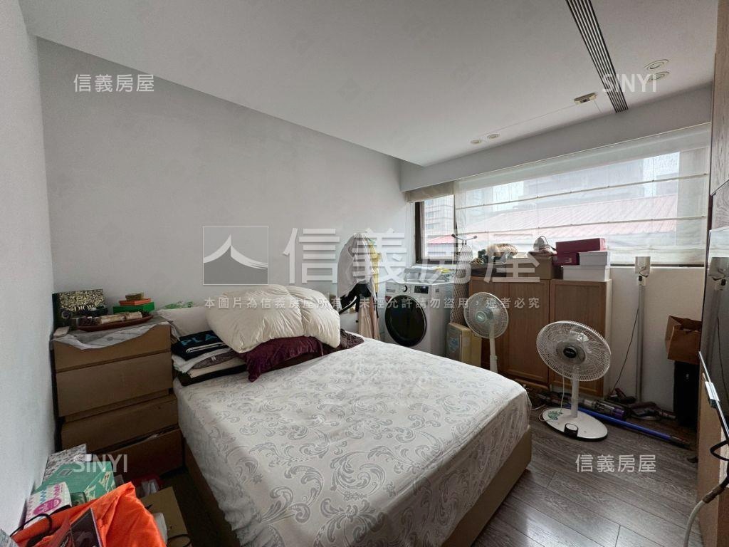 一層一戶精美豪邸房屋室內格局與周邊環境