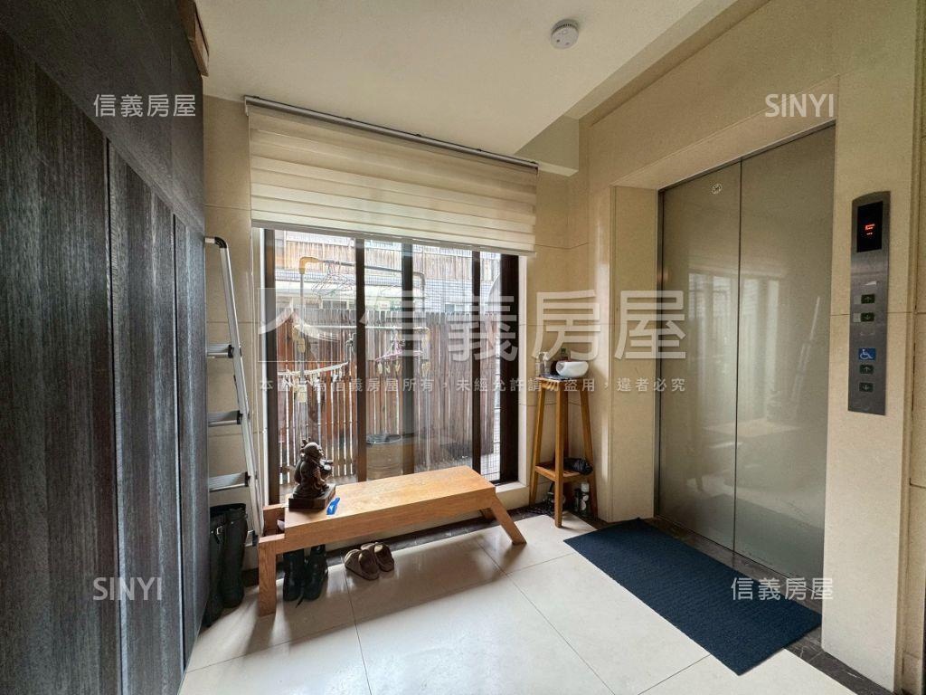 一層一戶精美豪邸房屋室內格局與周邊環境