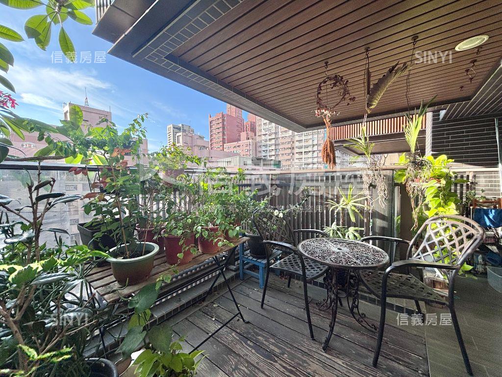 專居富植見築裝潢三房平車房屋室內格局與周邊環境