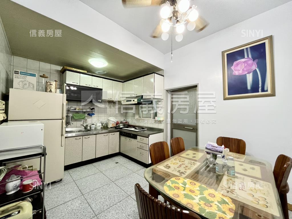 ☆小城低總價活巷透天☆房屋室內格局與周邊環境