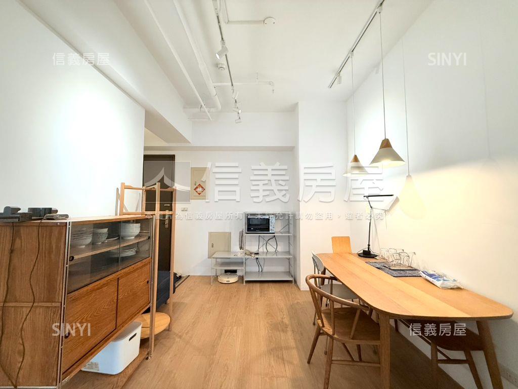 朝南高樓星都心房屋室內格局與周邊環境