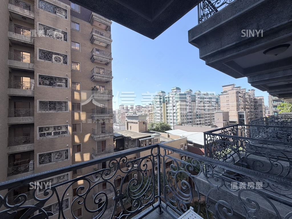 中悅麗池中高樓單層獨戶房屋室內格局與周邊環境