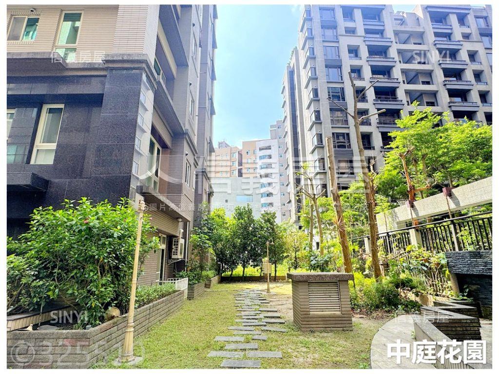 公園對面雙衛浴輕奢宅房屋室內格局與周邊環境