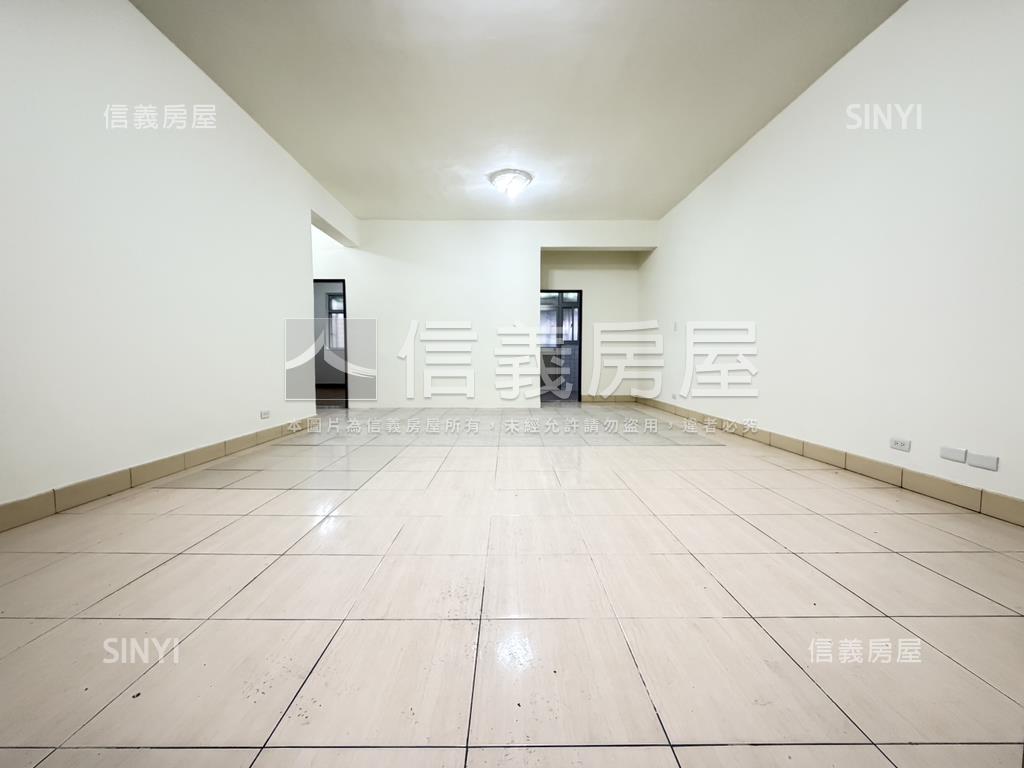 景安捷運邊間三樓房屋室內格局與周邊環境