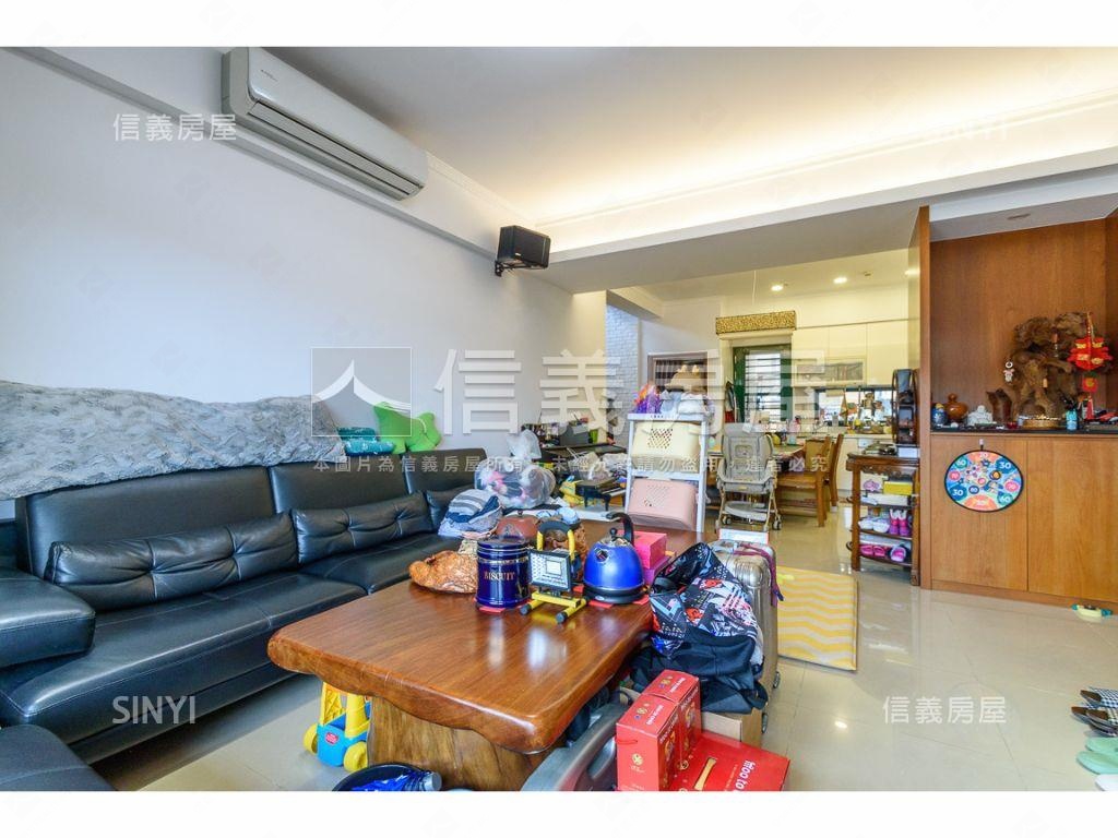 岫臻三面採光雅致樓中樓房屋室內格局與周邊環境