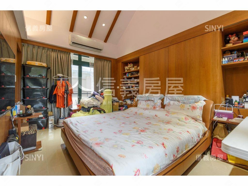 岫臻三面採光雅致樓中樓房屋室內格局與周邊環境