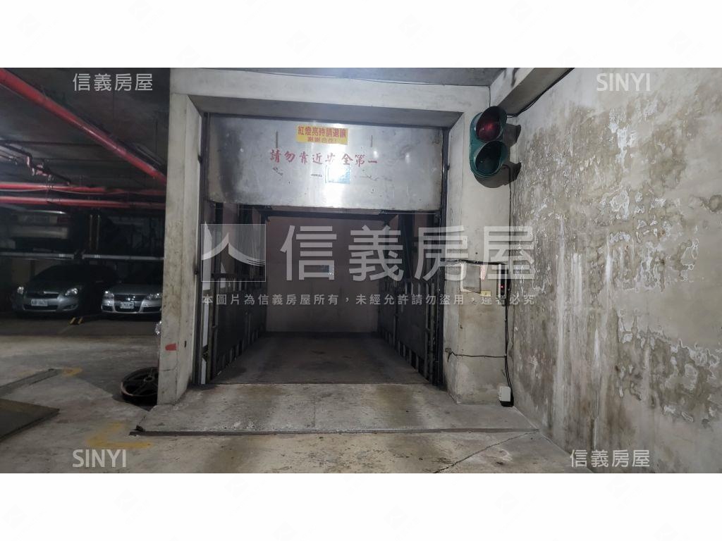 復興路商辦高樓房屋室內格局與周邊環境