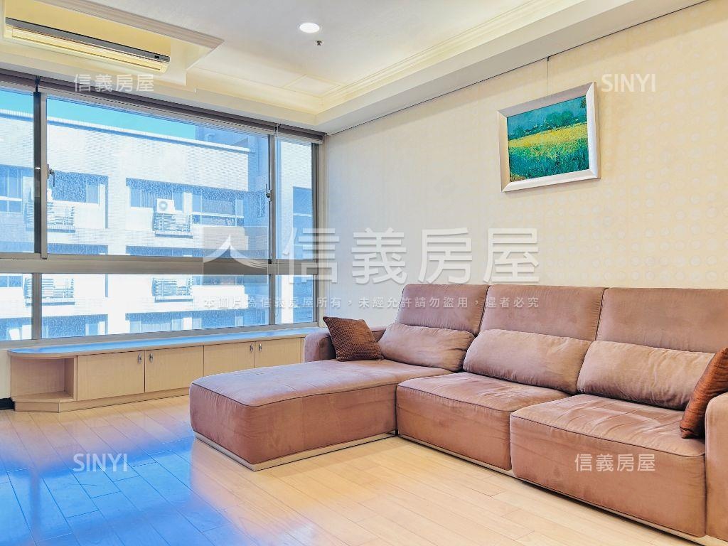 近未來Ｇ１１竹城四房車位房屋室內格局與周邊環境