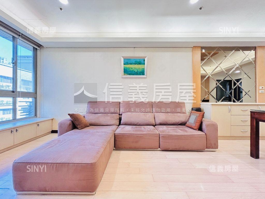 近未來Ｇ１１竹城四房車位房屋室內格局與周邊環境