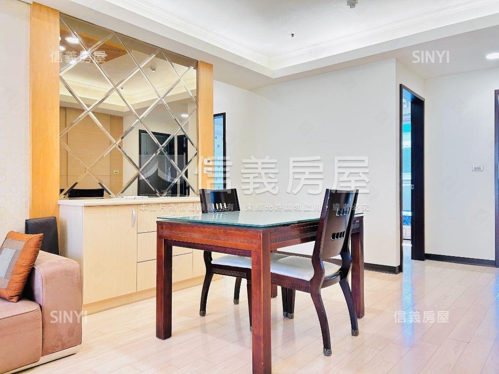 近未來Ｇ１１竹城四房車位房屋室內格局與周邊環境