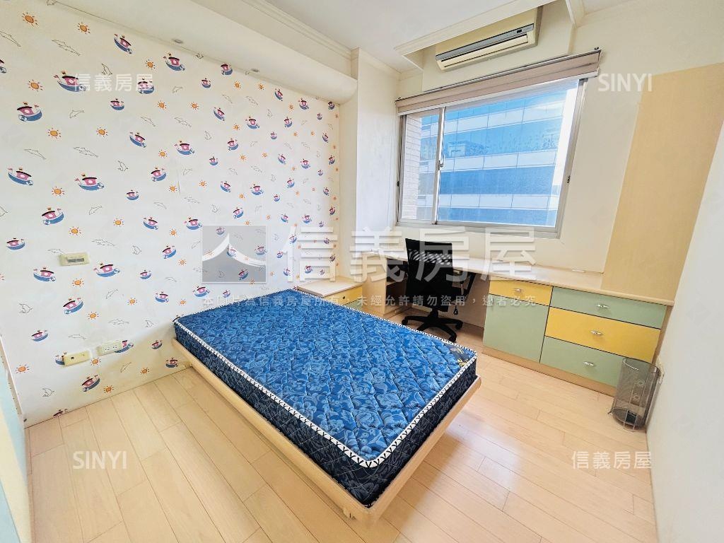 近未來Ｇ１１竹城四房車位房屋室內格局與周邊環境