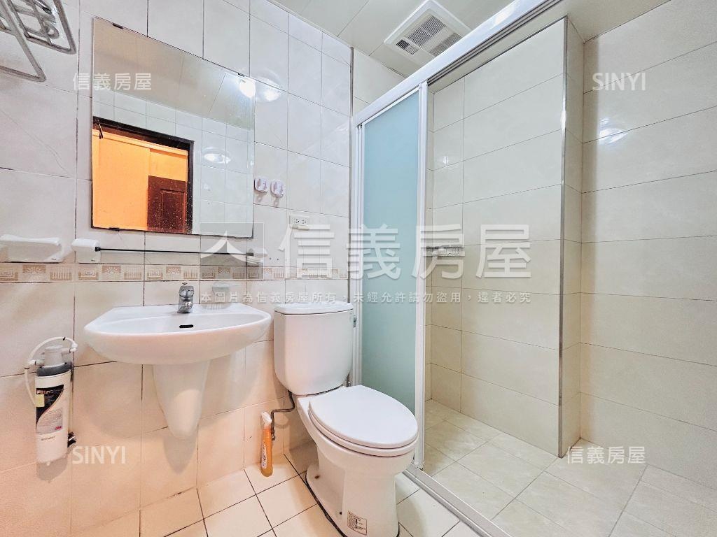 近未來Ｇ１１竹城四房車位房屋室內格局與周邊環境