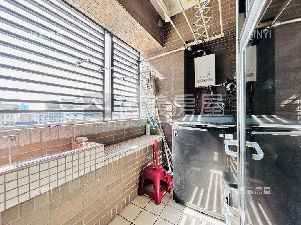 近未來Ｇ１１竹城四房車位房屋室內格局與周邊環境