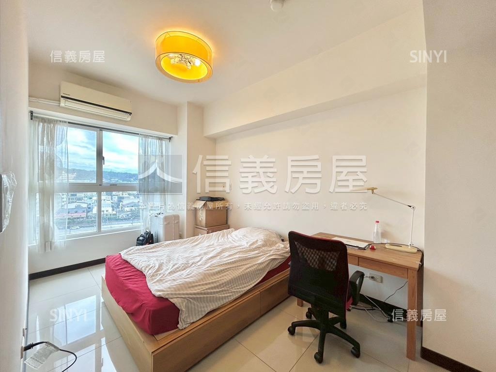 ＭＭ２１高樓視野兩房車位房屋室內格局與周邊環境