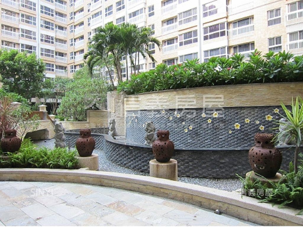 ＭＭ２１高樓視野兩房車位房屋室內格局與周邊環境