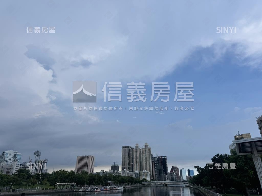 鹽埕興華街整排透天店面房屋室內格局與周邊環境
