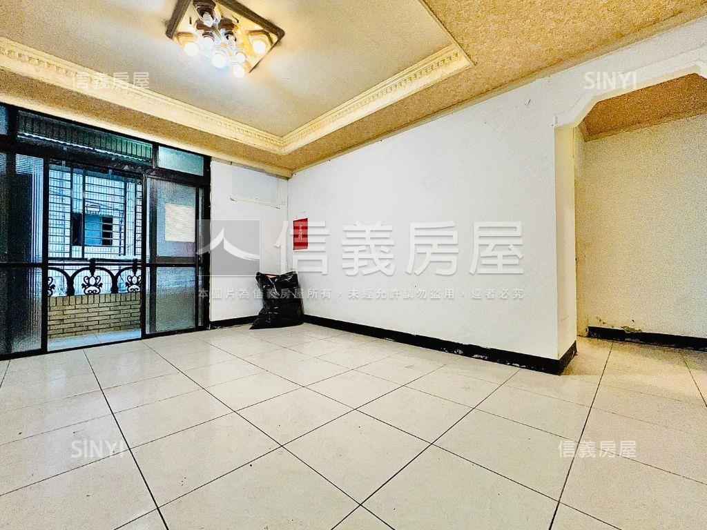 龍華邊間低樓層３房房屋室內格局與周邊環境