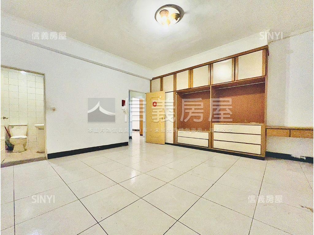 龍華邊間低樓層３房房屋室內格局與周邊環境