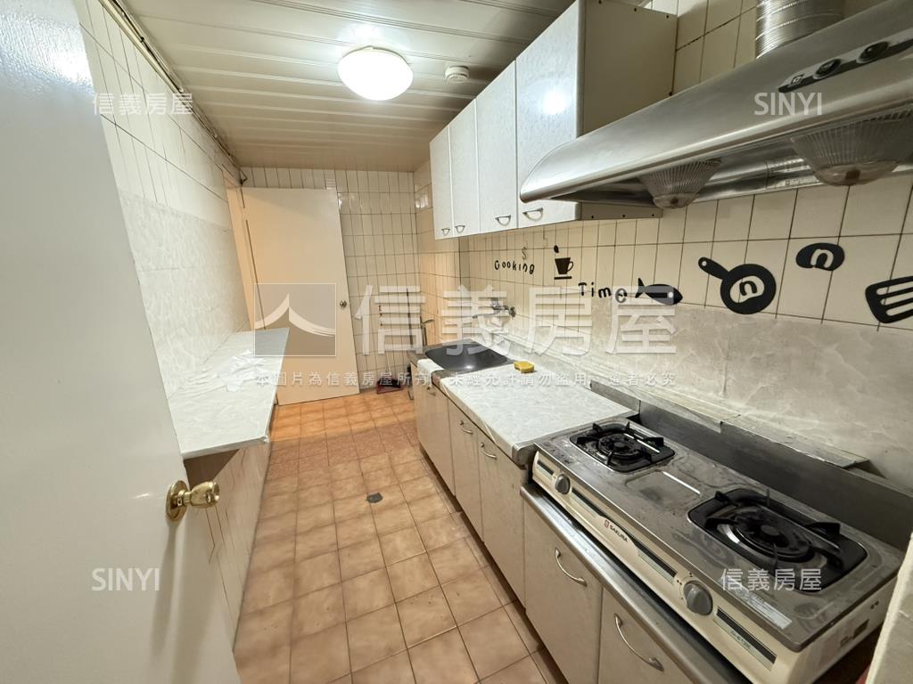 南門紀念堂美廈房屋室內格局與周邊環境