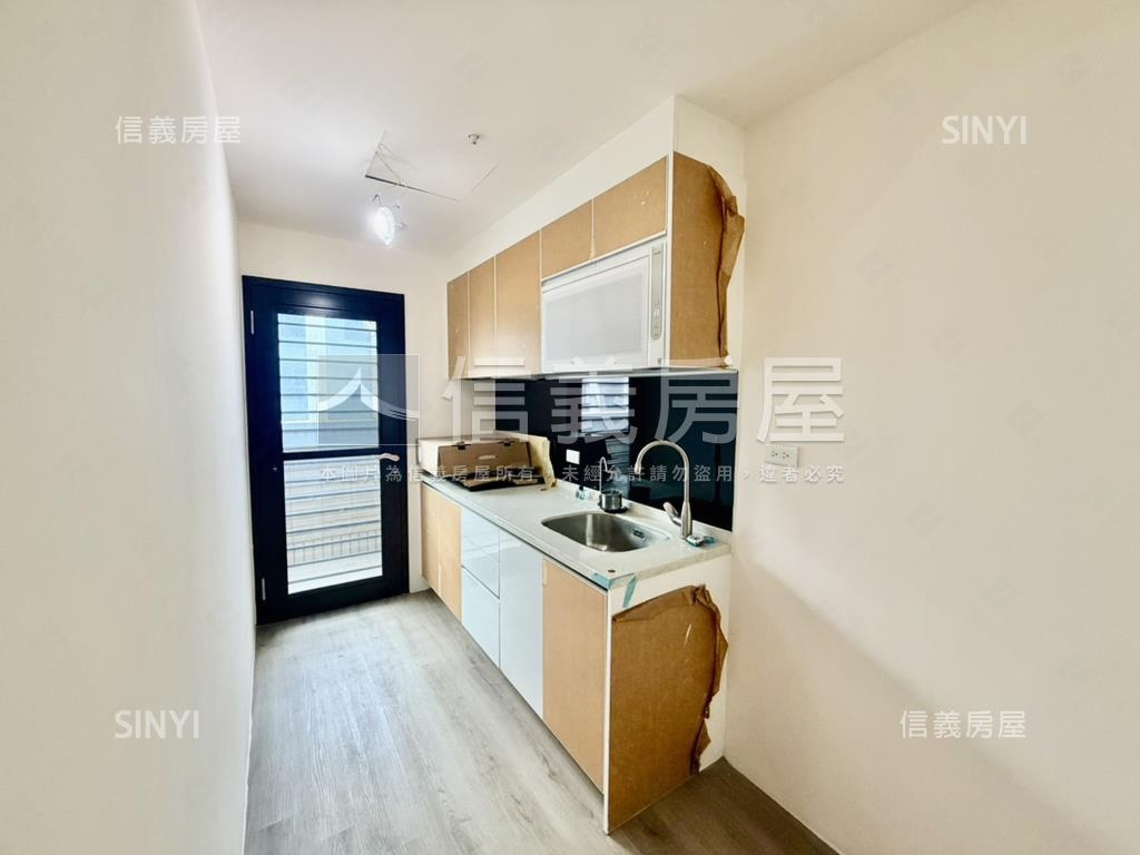 理享城高樓２房２衛附車位房屋室內格局與周邊環境