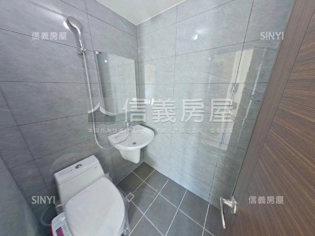 理享城高樓２房２衛附車位房屋室內格局與周邊環境