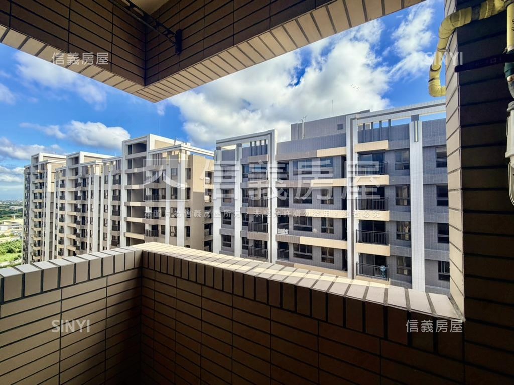 理享城高樓２房２衛附車位房屋室內格局與周邊環境