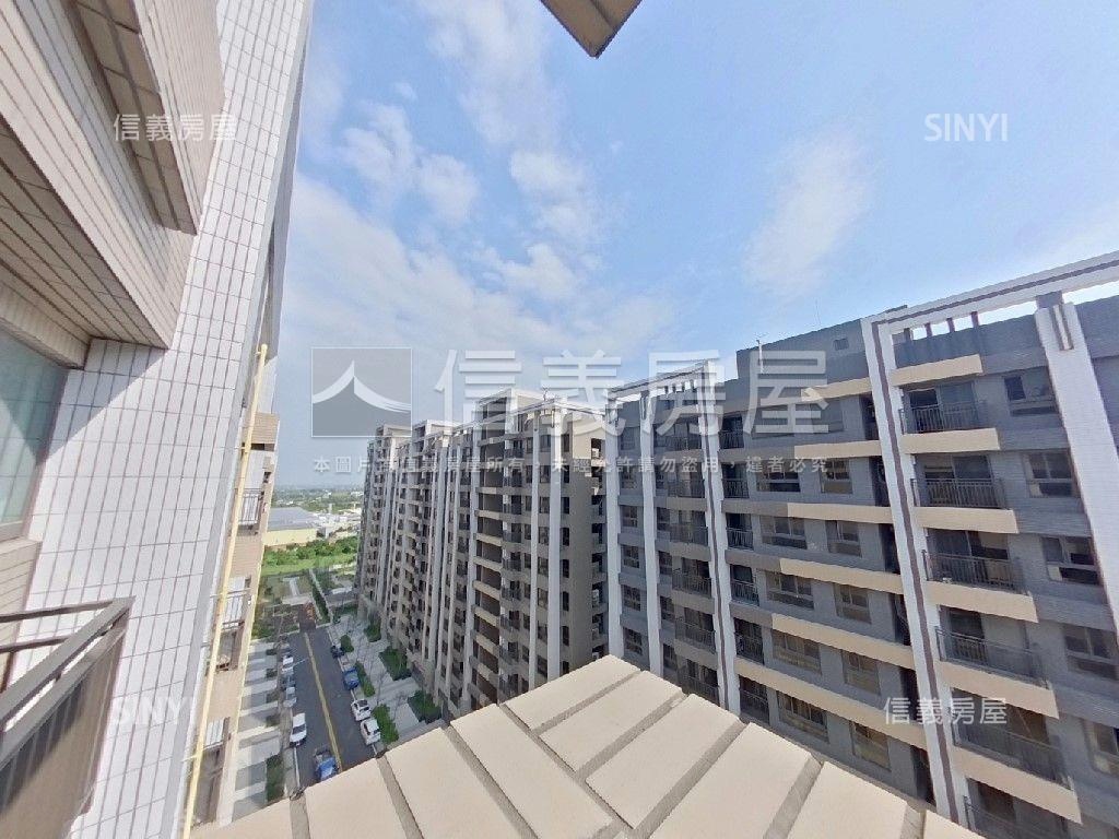 理享城高樓２房２衛附車位房屋室內格局與周邊環境