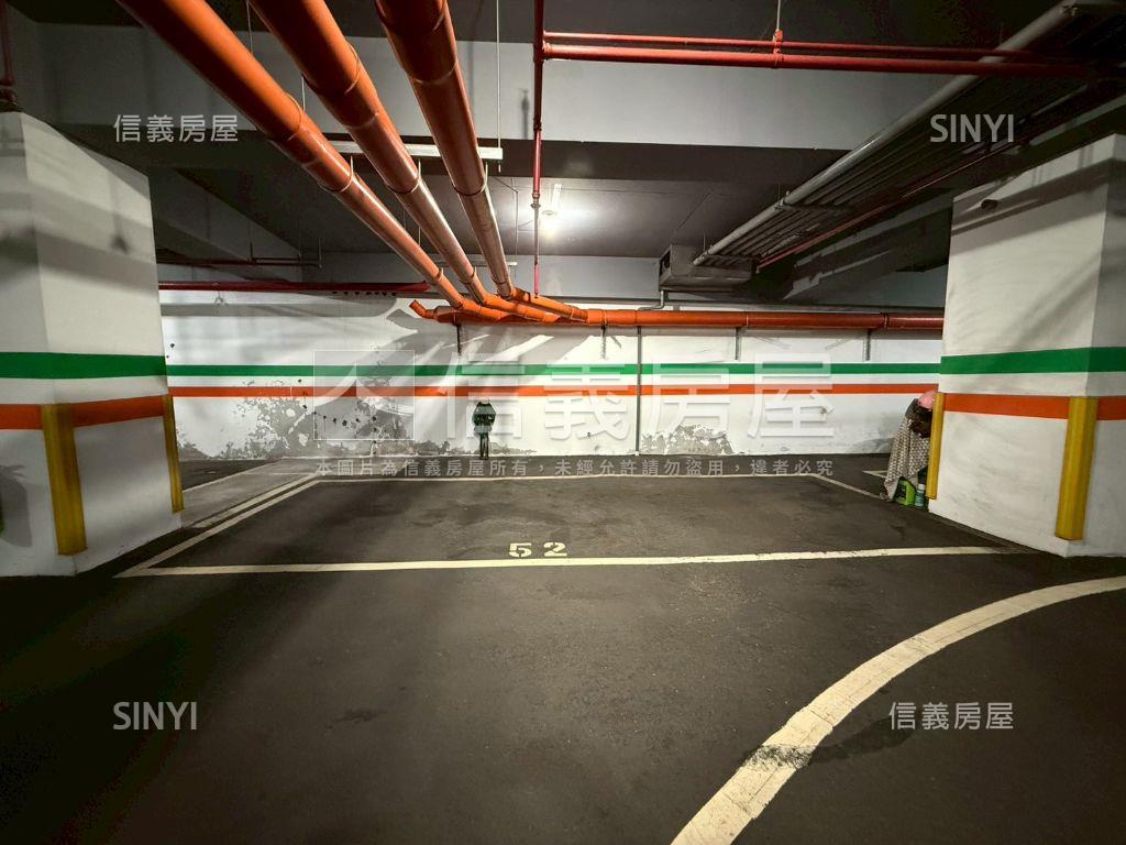 東台北稀有露台戶帶車位房屋室內格局與周邊環境