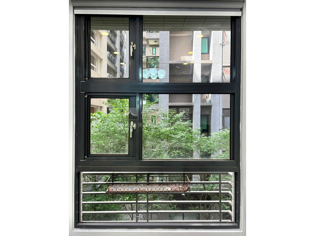 台北ＨＩＧＨ客～小資美宅房屋室內格局與周邊環境