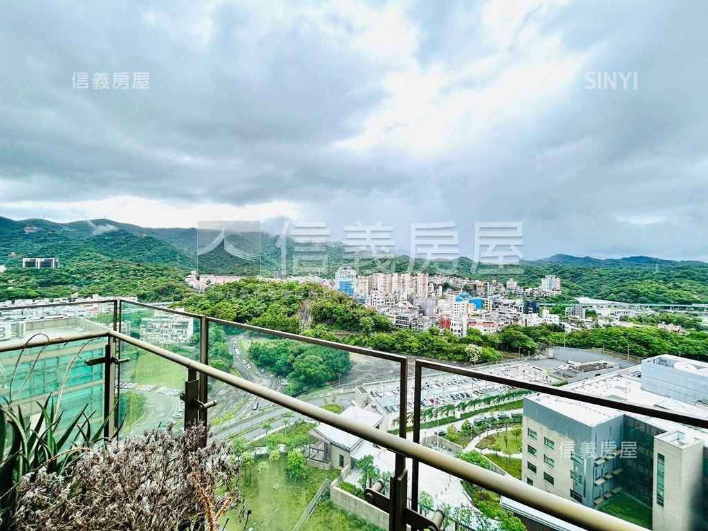 ☆文心ＡＩＴ◆雕樑畫棟房屋室內格局與周邊環境