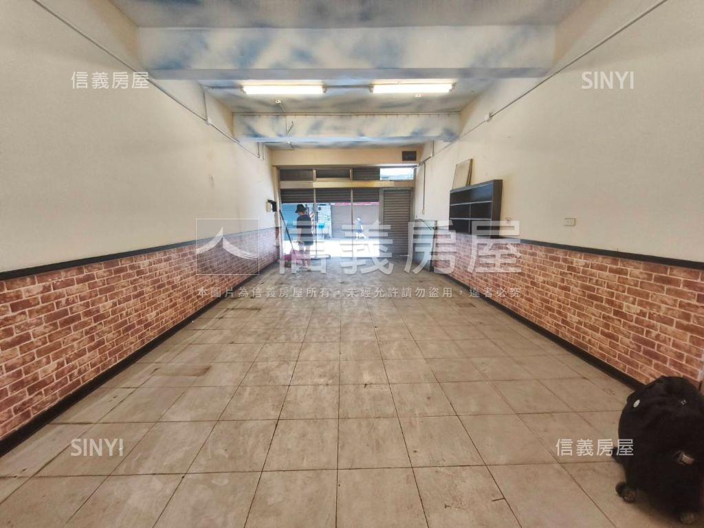 興南夜市金店面房屋室內格局與周邊環境