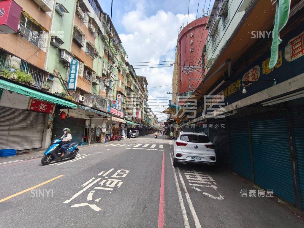 興南夜市金店面房屋室內格局與周邊環境