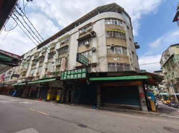 興南夜市金店面
