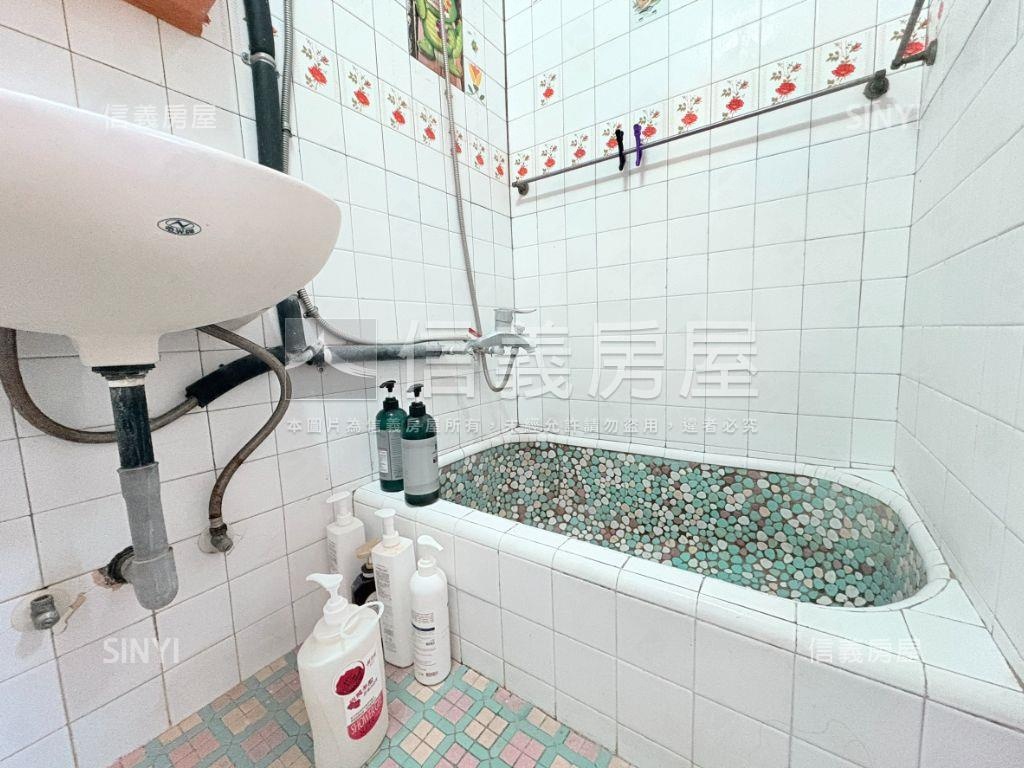 善化｜晨曦日暖邊間老宅房屋室內格局與周邊環境