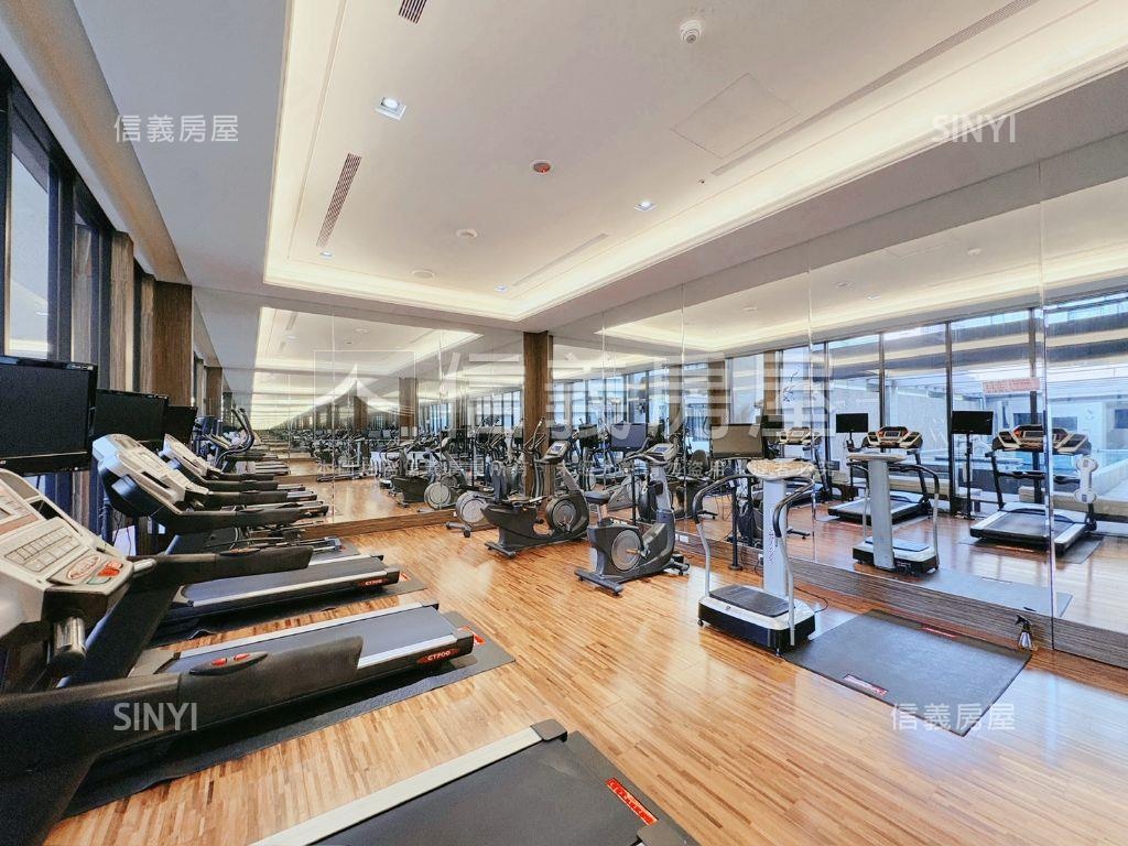 集賢路高樓採光三房雙車位房屋室內格局與周邊環境