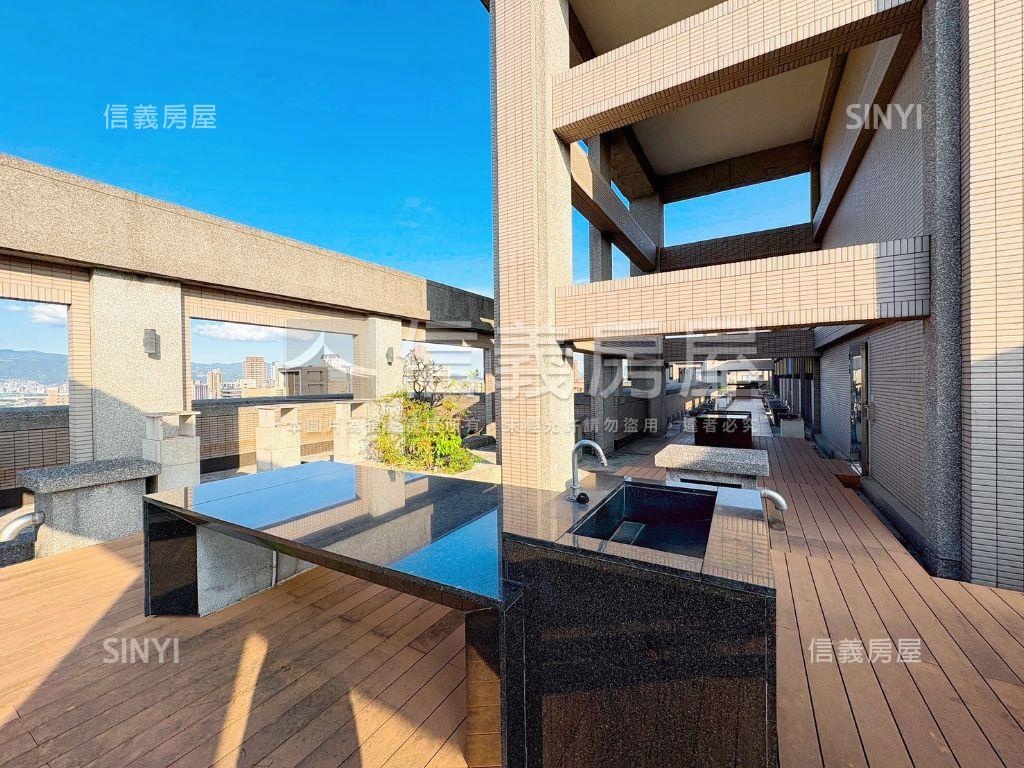 集賢路高樓採光三房雙車位房屋室內格局與周邊環境