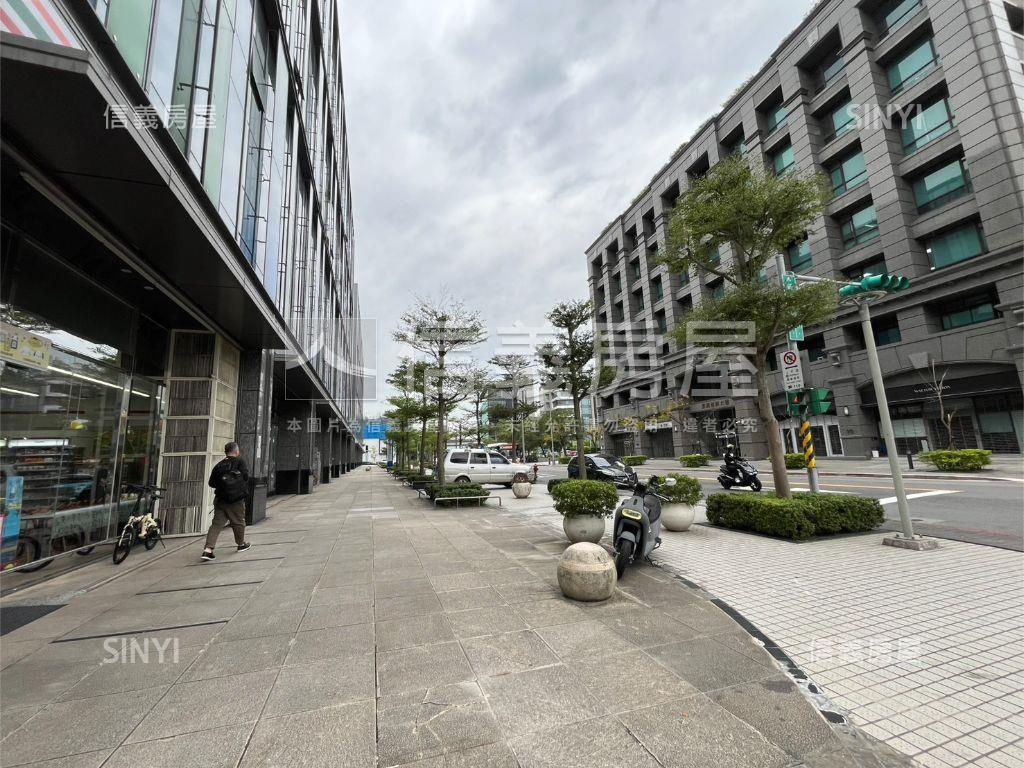 遠雄瑞士金店面房屋室內格局與周邊環境