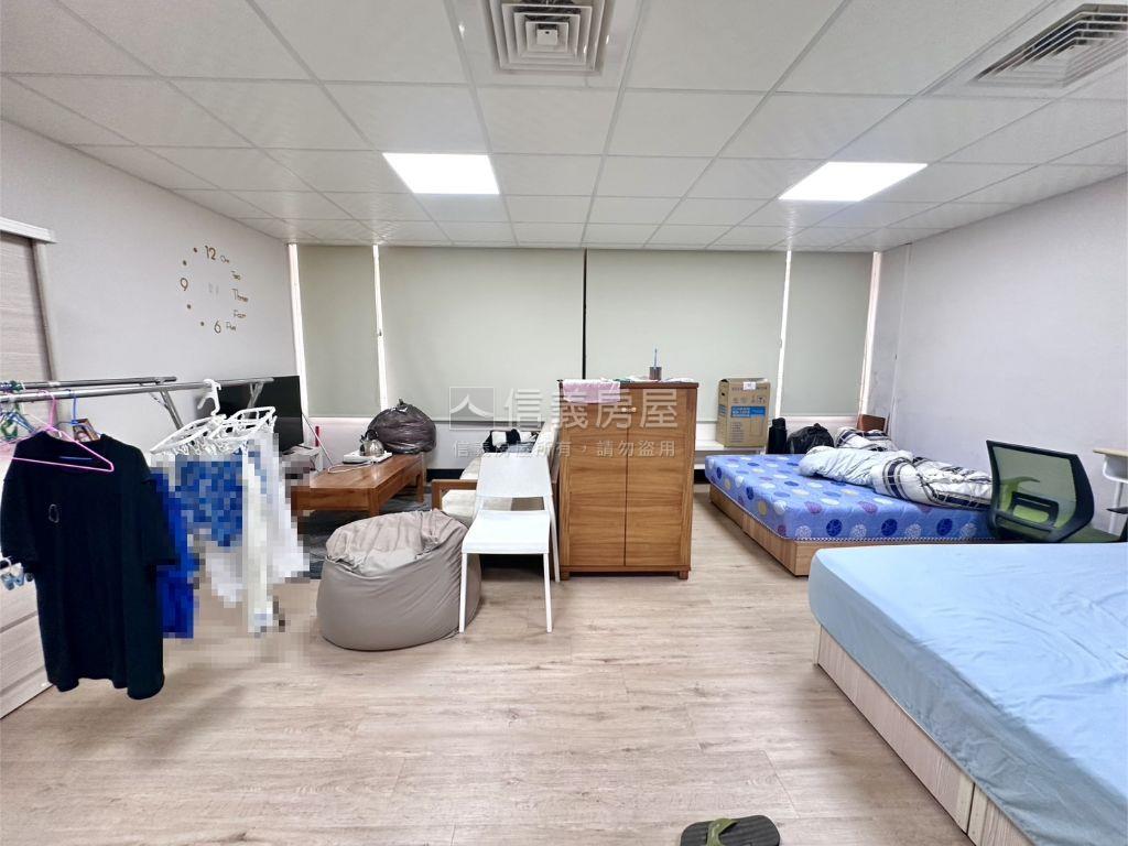 北車站前黃金２樓店辦房屋室內格局與周邊環境